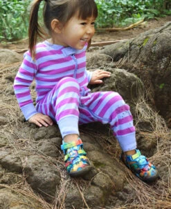 Keen Toddlers' Seacamp II CNX | Magnet/Drizzle -Winter Shoe Store TotsSeacampLifestyleSingleLeft c4385ac6 ffa2 44db 9694 8046a90c61ec